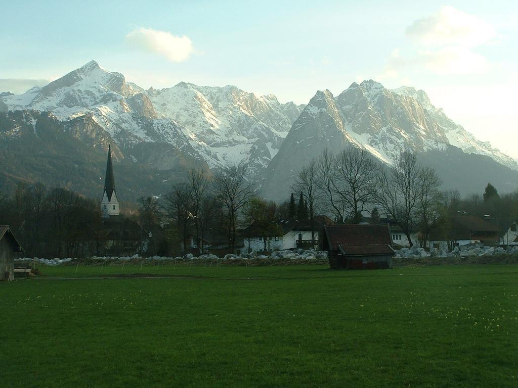 Landhaus Alpenblick Διαμέρισμα Γκάρμις-Παρτενκίρχεν Εξωτερικό φωτογραφία